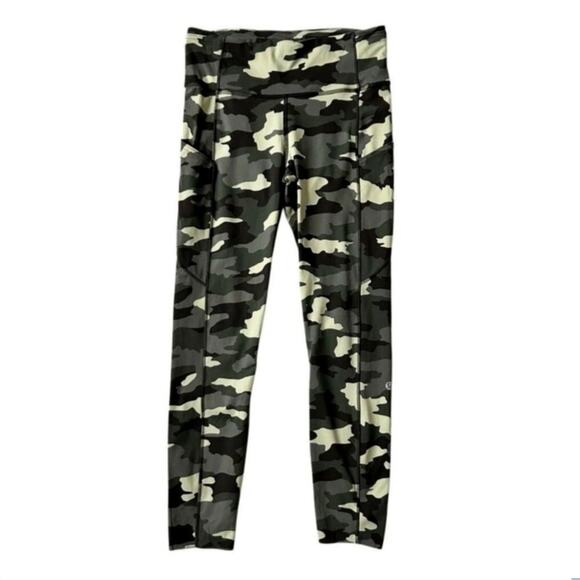 Lululemon Fast and Free Tight 25" *Non-Reflective Nulux - Picture 1 of 16